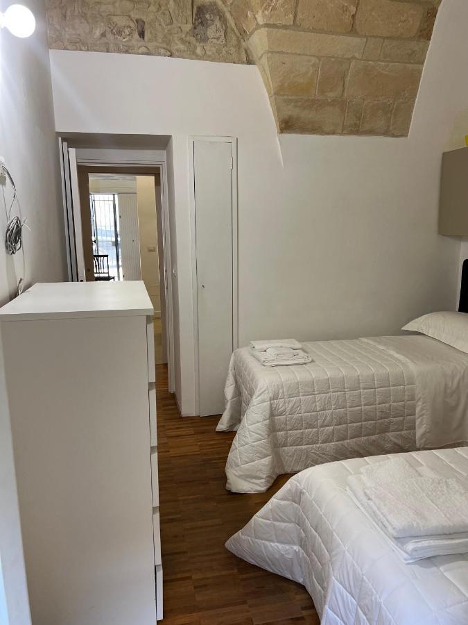 Li Turnisi Apartment Lecce Ngoại thất bức ảnh